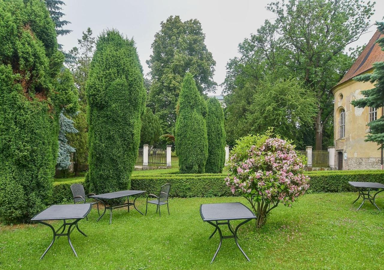 Hotel Zámek Račice Esterno foto
