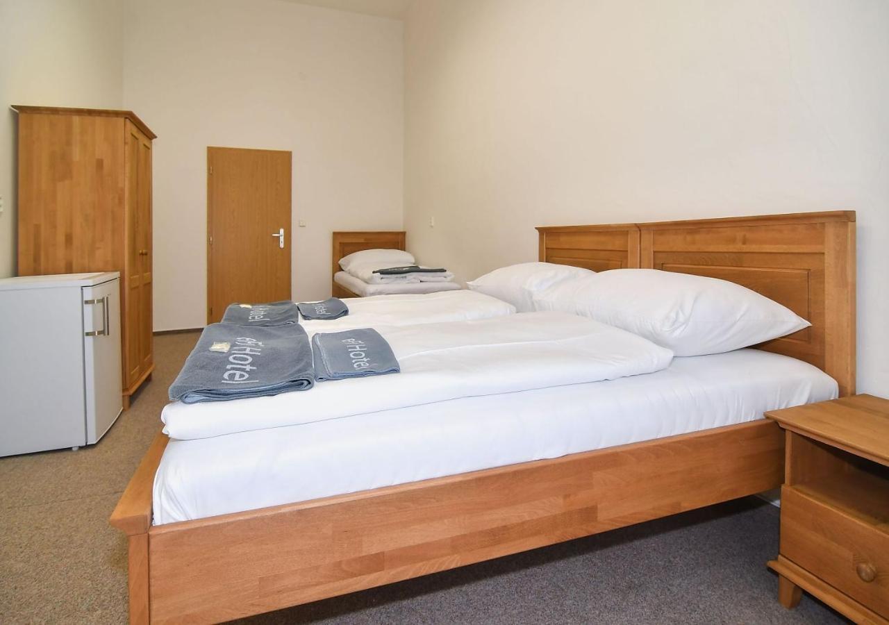 Hotel Zámek Račice Esterno foto